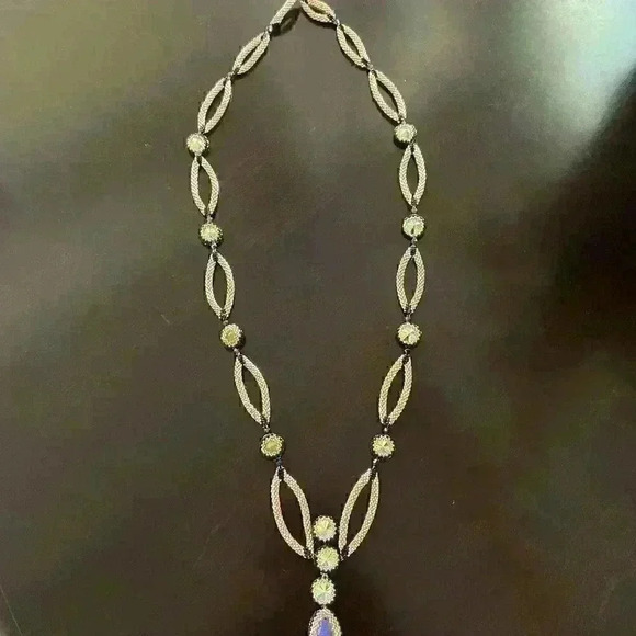 Beaded Necklace HAND MADE - Picture 1 of 3